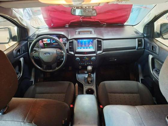 FORD RANGER 2.2 XLS 4X2 CD 16V DIESEL 4P AUTOMÁTICO